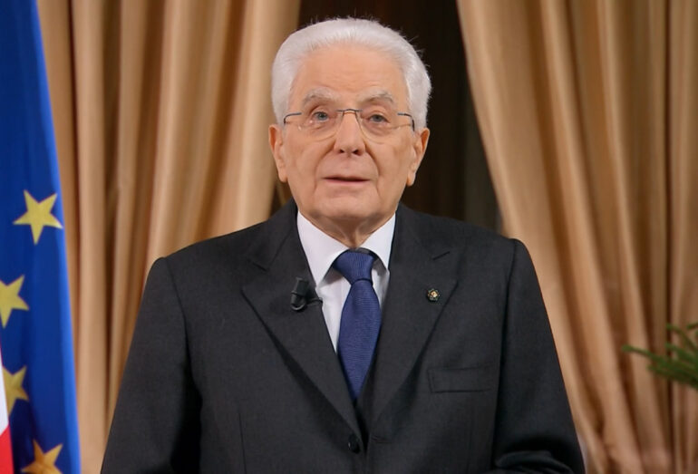 Mattarella nella lista dei “russofobi” russi: Italia convoca l’ambasciatore